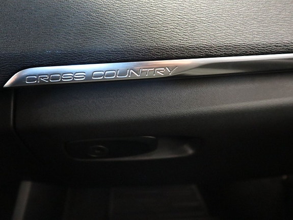 Volvo V40 Cross Country 10 of 12