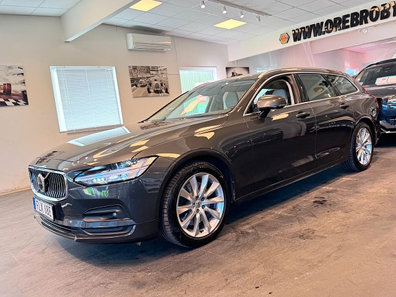 Volvo V90 2 of 5