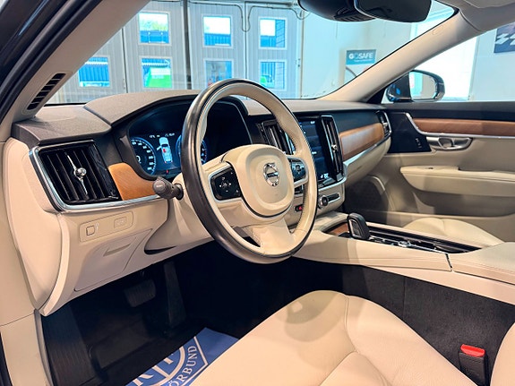 Volvo V90 7 of 27