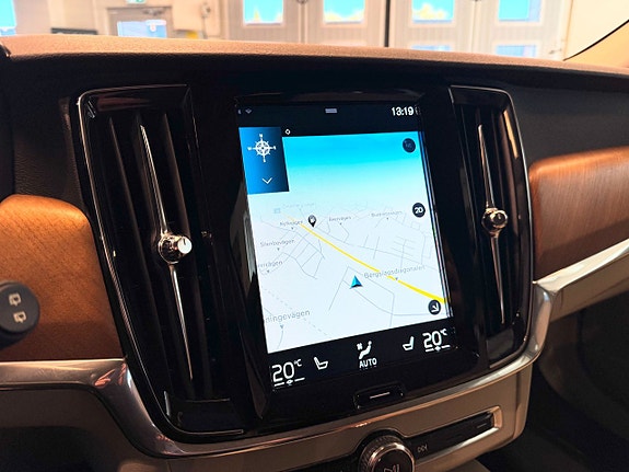 Volvo V90 12 of 27