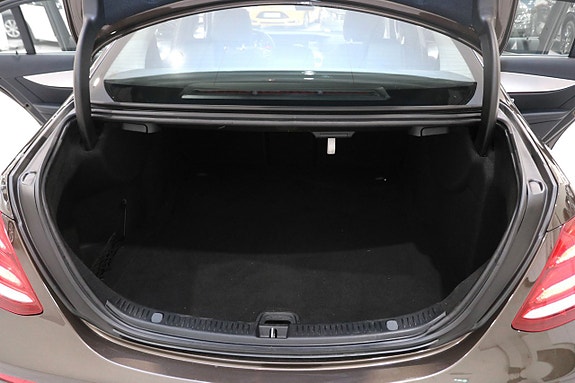 Mercedes-Benz E350 d 17 of 26