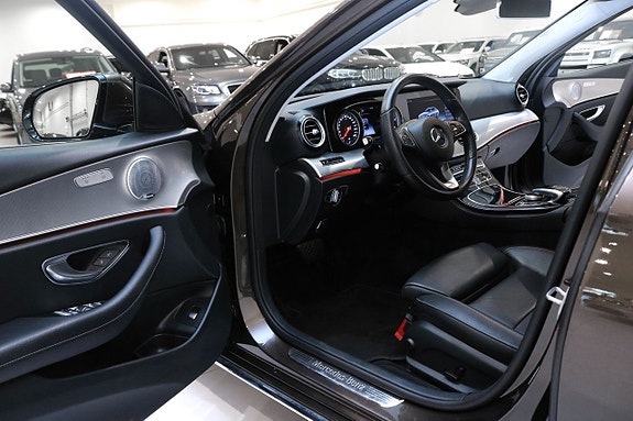 Mercedes-Benz E350 d 9 of 26