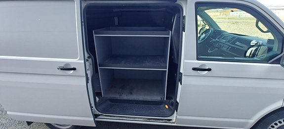 Volkswagen Transporter 11 of 12