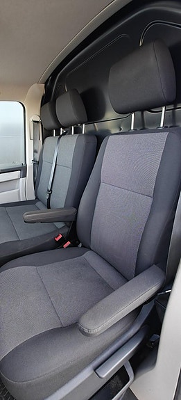Volkswagen Transporter 7 of 12