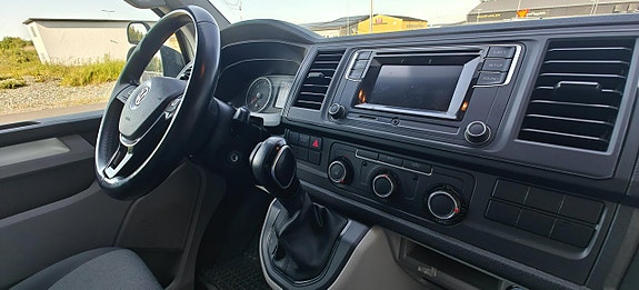 Volkswagen Transporter 12 of 12
