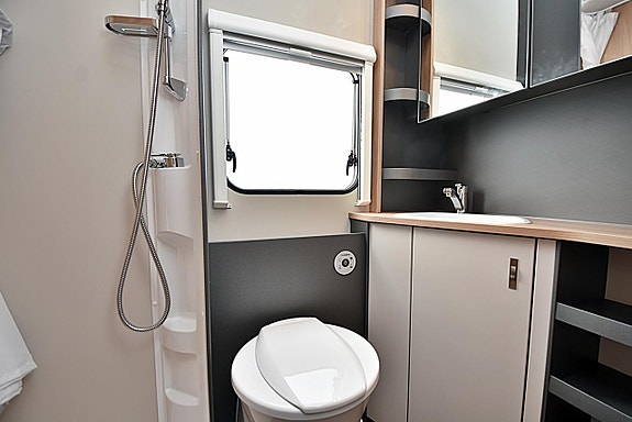 Knaus 580 QS Sport, Barnkammare 23 of 27