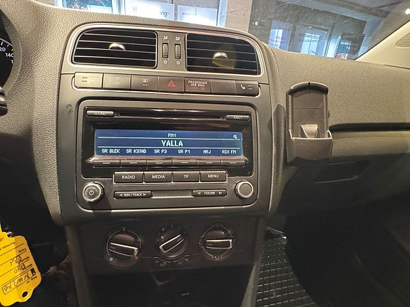 Volkswagen Polo 13 of 17