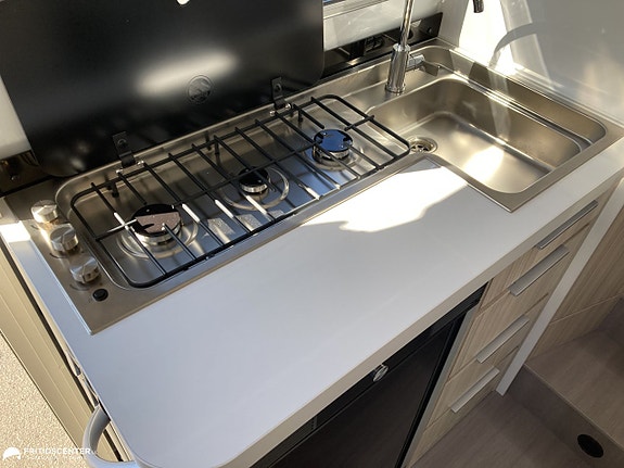 Adria COMPACT SL 8 of 15