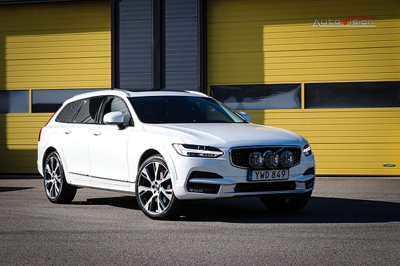 Volvo V90 Cross Country