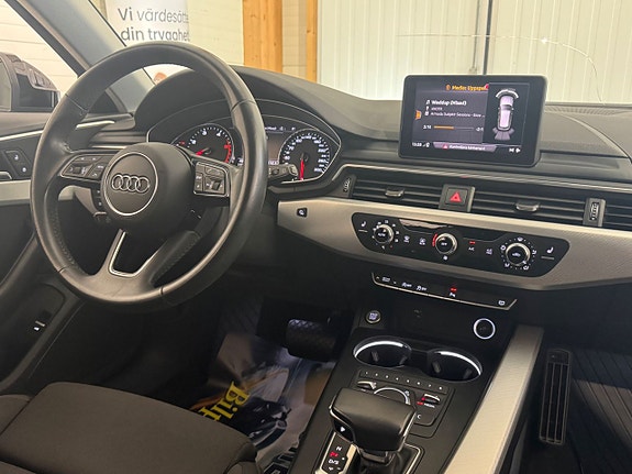 Audi A4 10 of 23