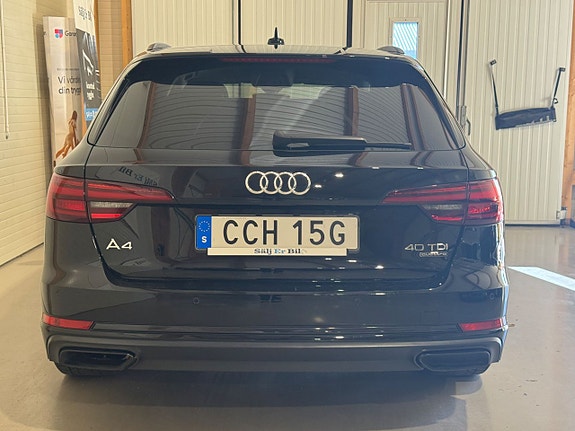 Audi A4 4 of 23