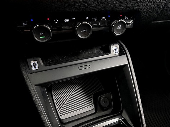 Citroen C4 X 13 of 19