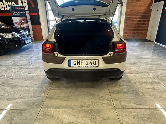 Citroen C4 Cactus 15 of 21