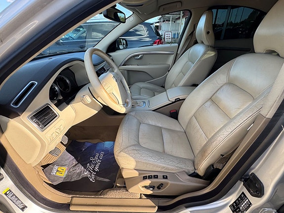 Volvo S80 12 of 15