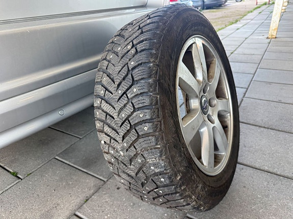 Volvo S80 8 of 15