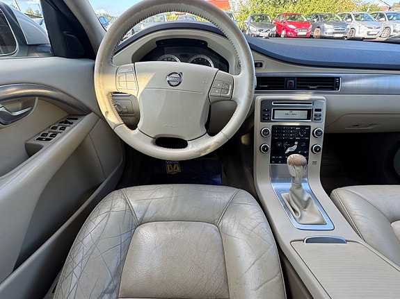 Volvo S80 11 of 15