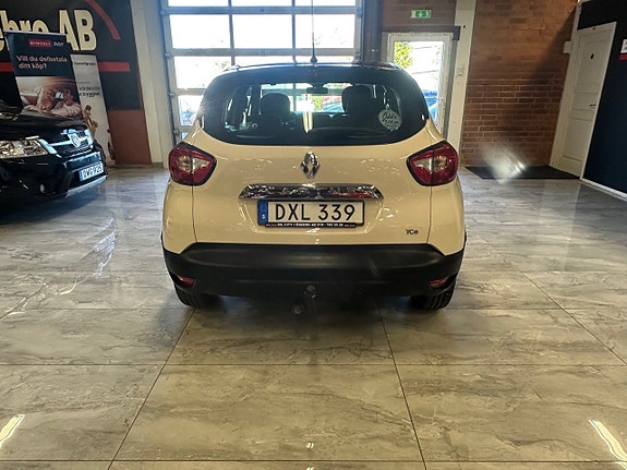 Renault Captur 14 of 21