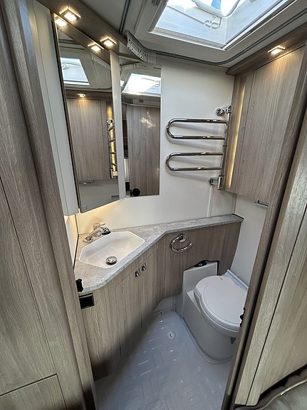 Kabe ROYAL 520 XL KS 15 of 21