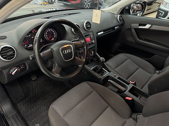 Audi A3 8 of 21