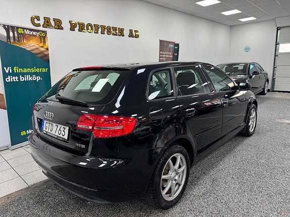Audi A3 3 of 21
