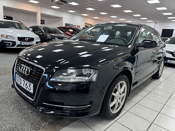 Audi A3 2 of 21
