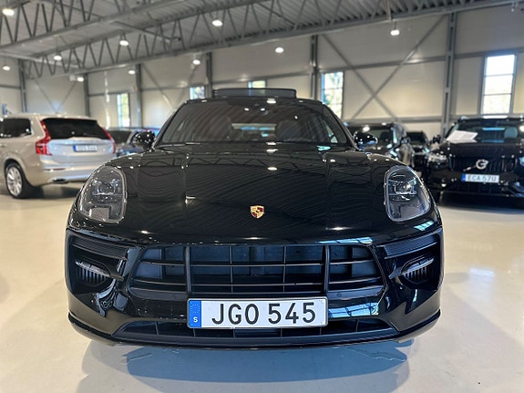 Porsche Macan GTS 2 of 5