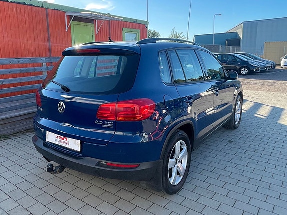 Volkswagen Tiguan 3 of 25