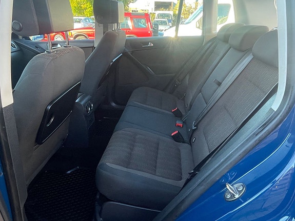 Volkswagen Tiguan 9 of 25