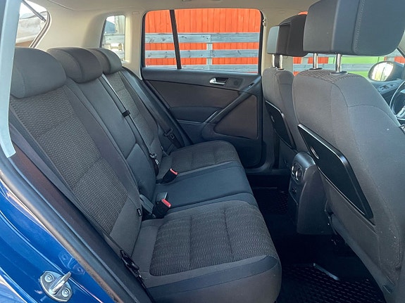 Volkswagen Tiguan 11 of 25