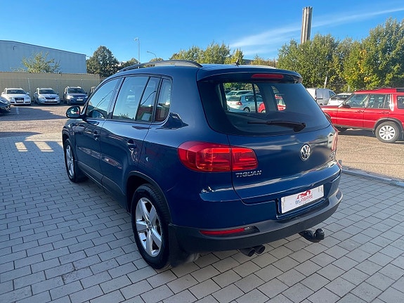 Volkswagen Tiguan 2 of 25