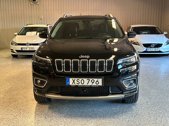Jeep Cherokee 9 of 26