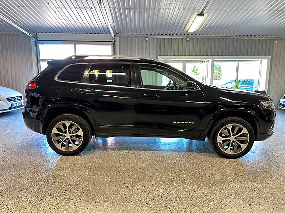 Jeep Cherokee 7 of 26