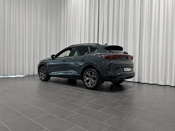 Cupra Formentor 3 of 12