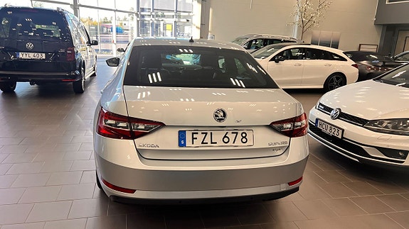 Skoda Superb 5 of 5