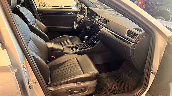 Skoda Superb 8 of 17