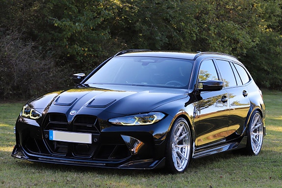 BMW M3 3 of 5