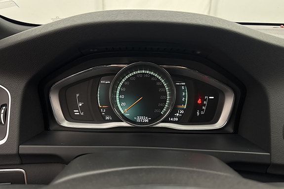 Volvo V60 15 of 29