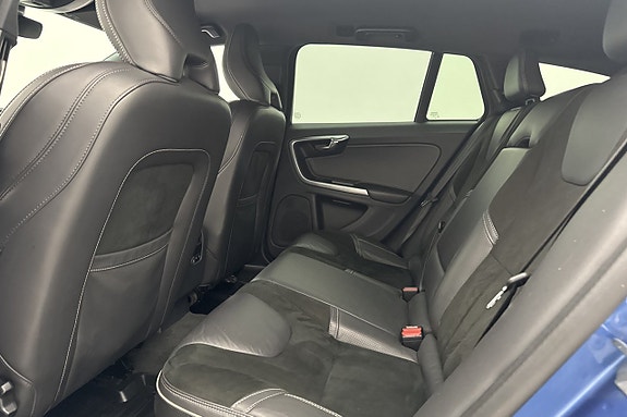 Volvo V60 28 of 29