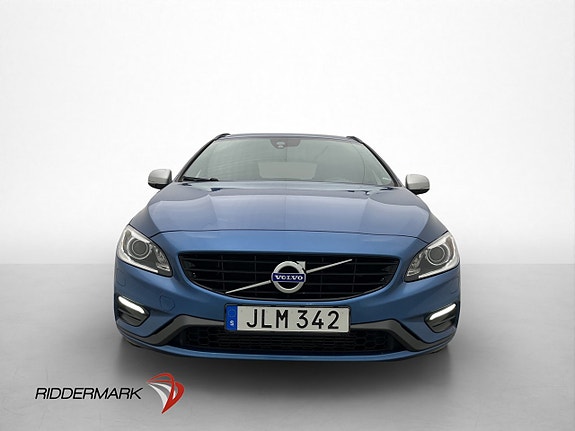 Volvo V60 2 of 5