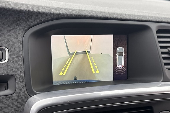 Volvo V60 20 of 29