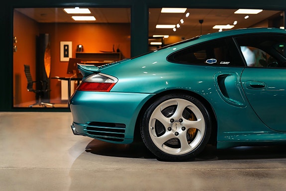 Porsche 911 12 of 29
