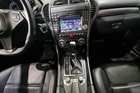 Mercedes-Benz SLK55 12 of 17