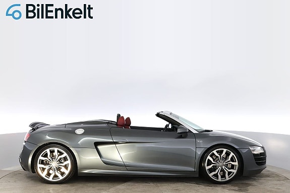 Audi R8 2 of 5