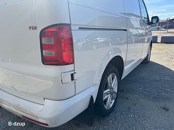 Volkswagen Transporter 13 of 27