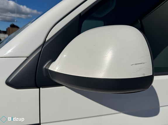 Volkswagen Transporter 26 of 27