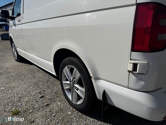 Volkswagen Transporter 10 of 27