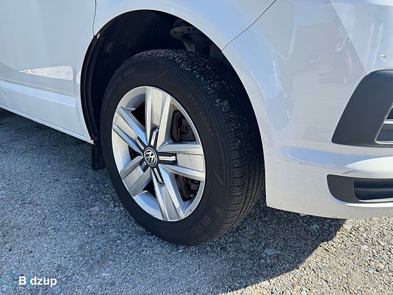 Volkswagen Transporter 11 of 27