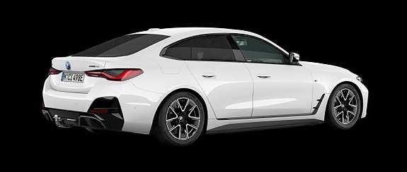 BMW i4 3 of 14