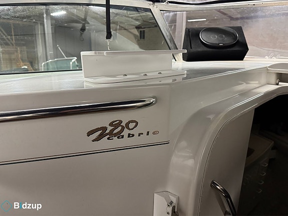 Larson 280 Cabrio 1996 12 of 26