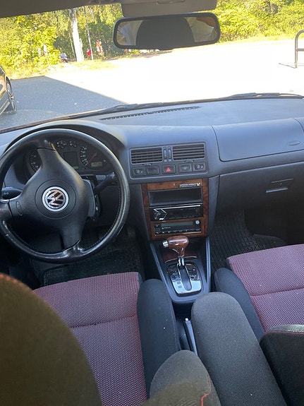 Volkswagen Bora 13 of 14
